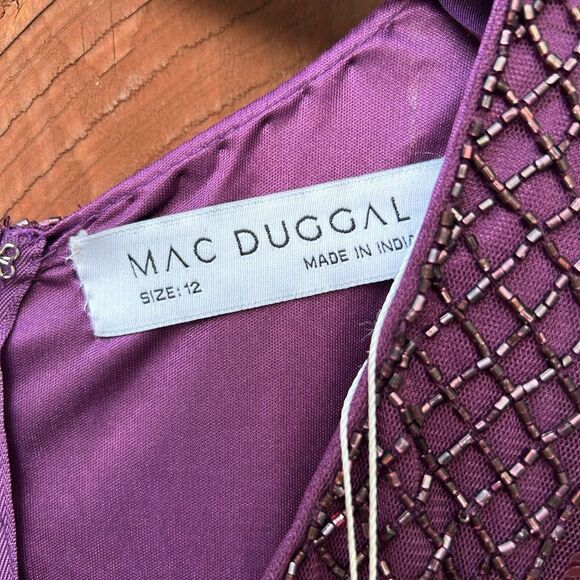 Mac Duggal Embellished Bell Sleeve Tiered Gown Size 12 NWT 5442 BlackBerry - Picture 10 of 11